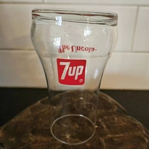 Vintage 7up the uncola drinking glass